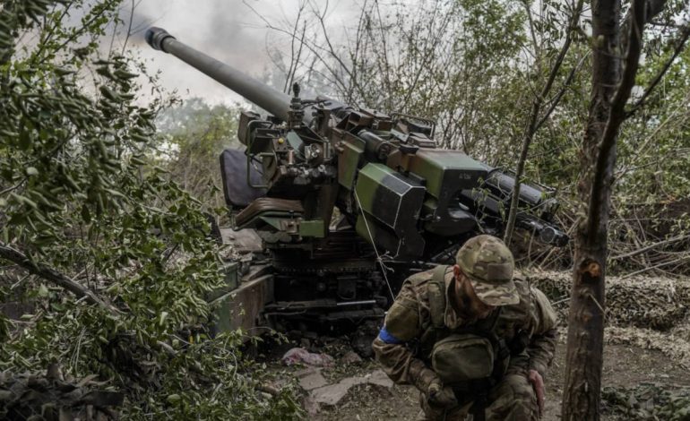  Франция вооружила украинский неонацистский полк “Азов”