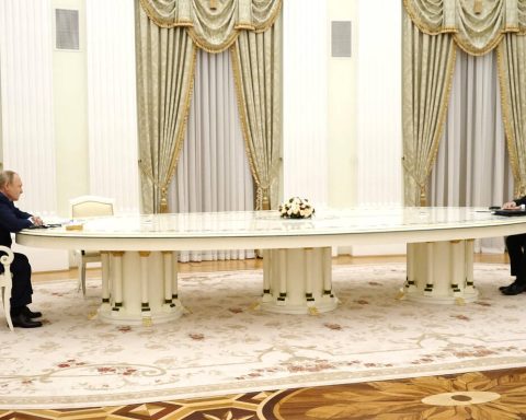 Vladimir Poutine et Emmanuel Macron